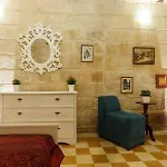 Sant'elmo House *