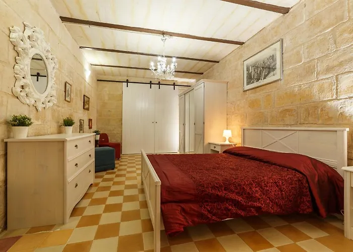 Sant'elmo House Valletta